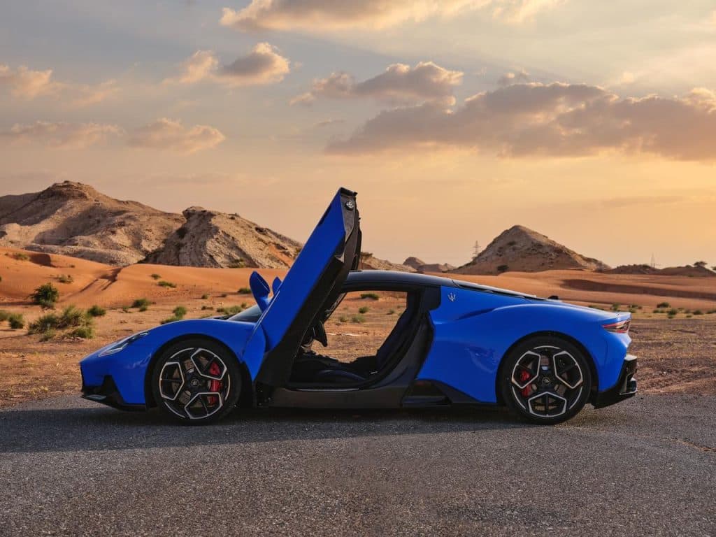 Maserati MC20 — Blue luxury car rental Dubai — view 8