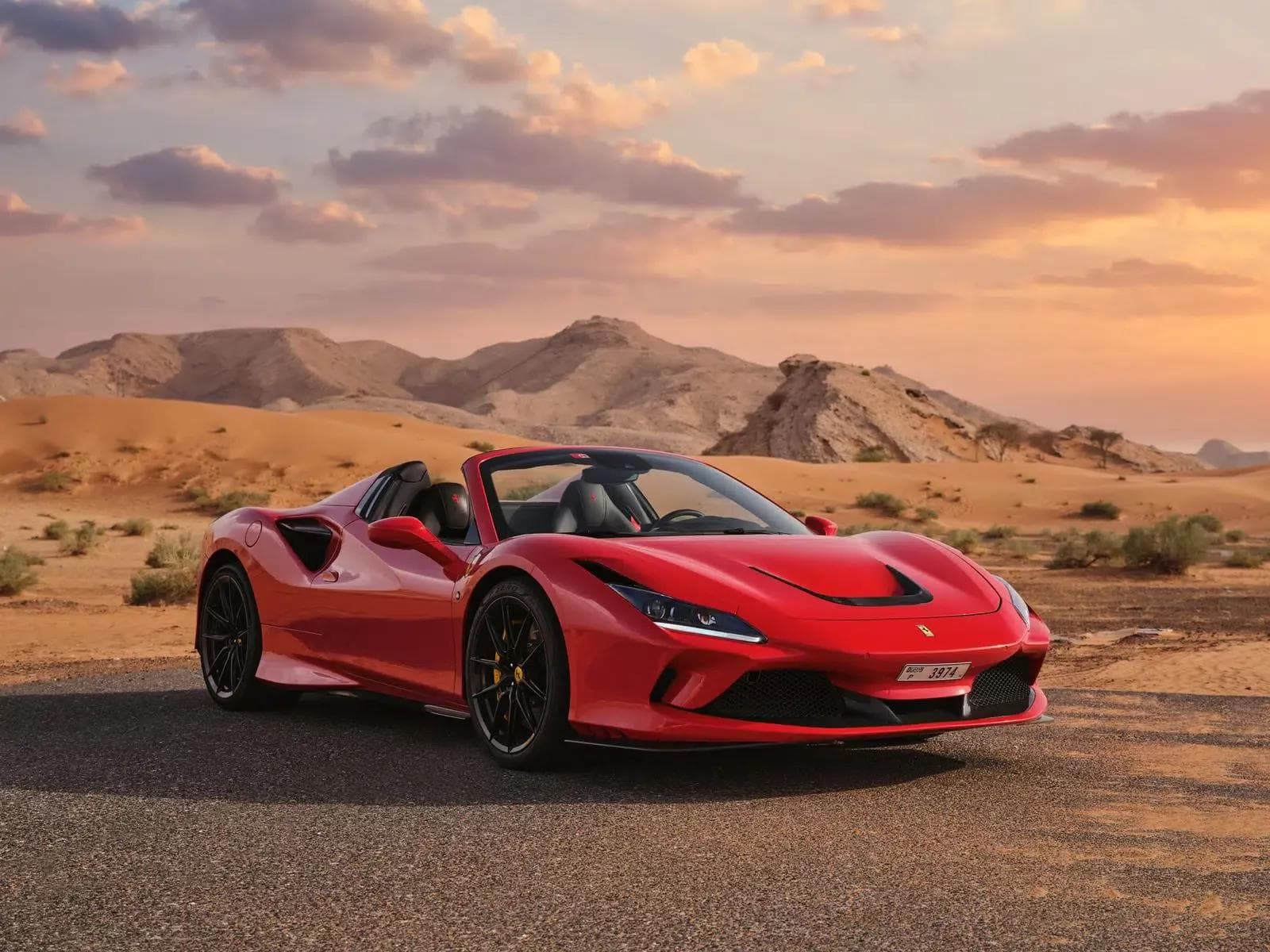 Ferrari F8 Tributo Spider Novitec — Red luxury car rental Dubai — view 1