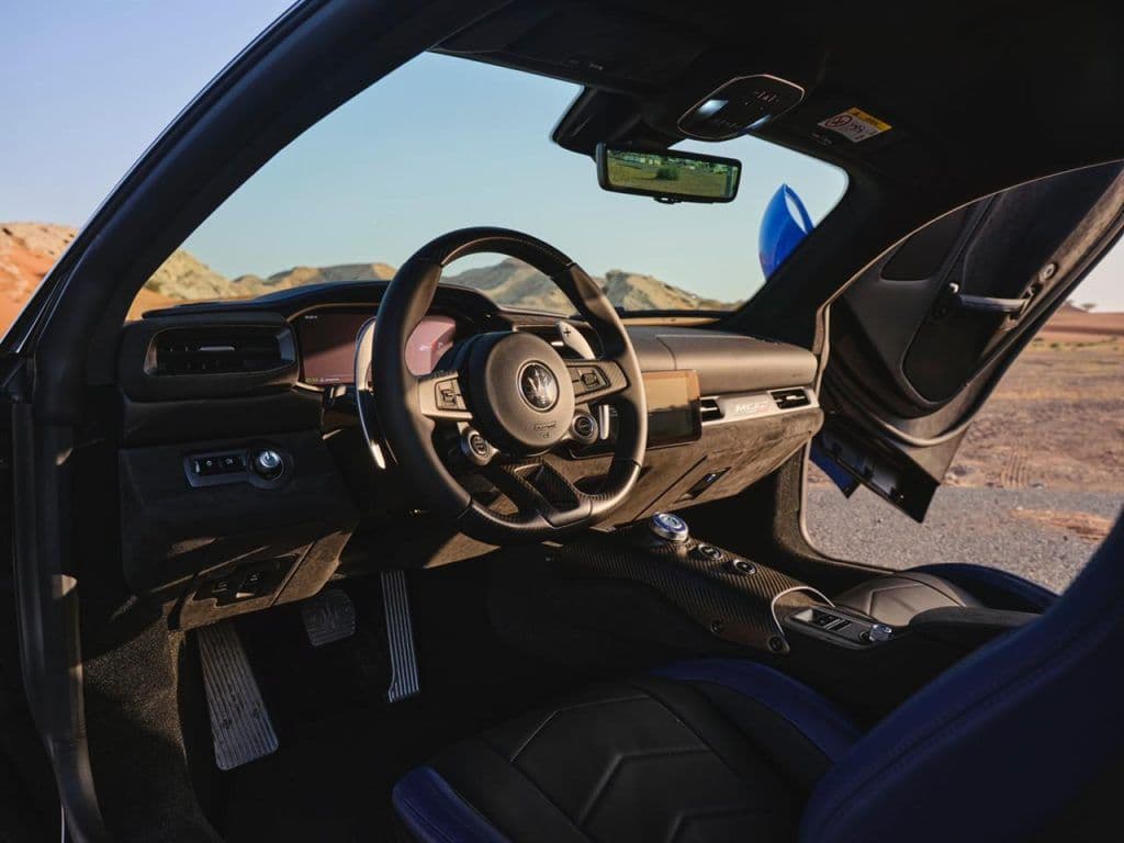 Maserati MC20 — Blue luxury car rental Dubai — view 14