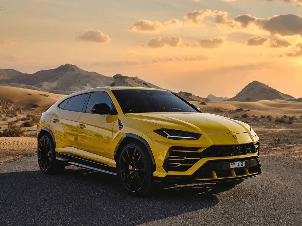 Lamborghini Urus — sports car rental Dubai