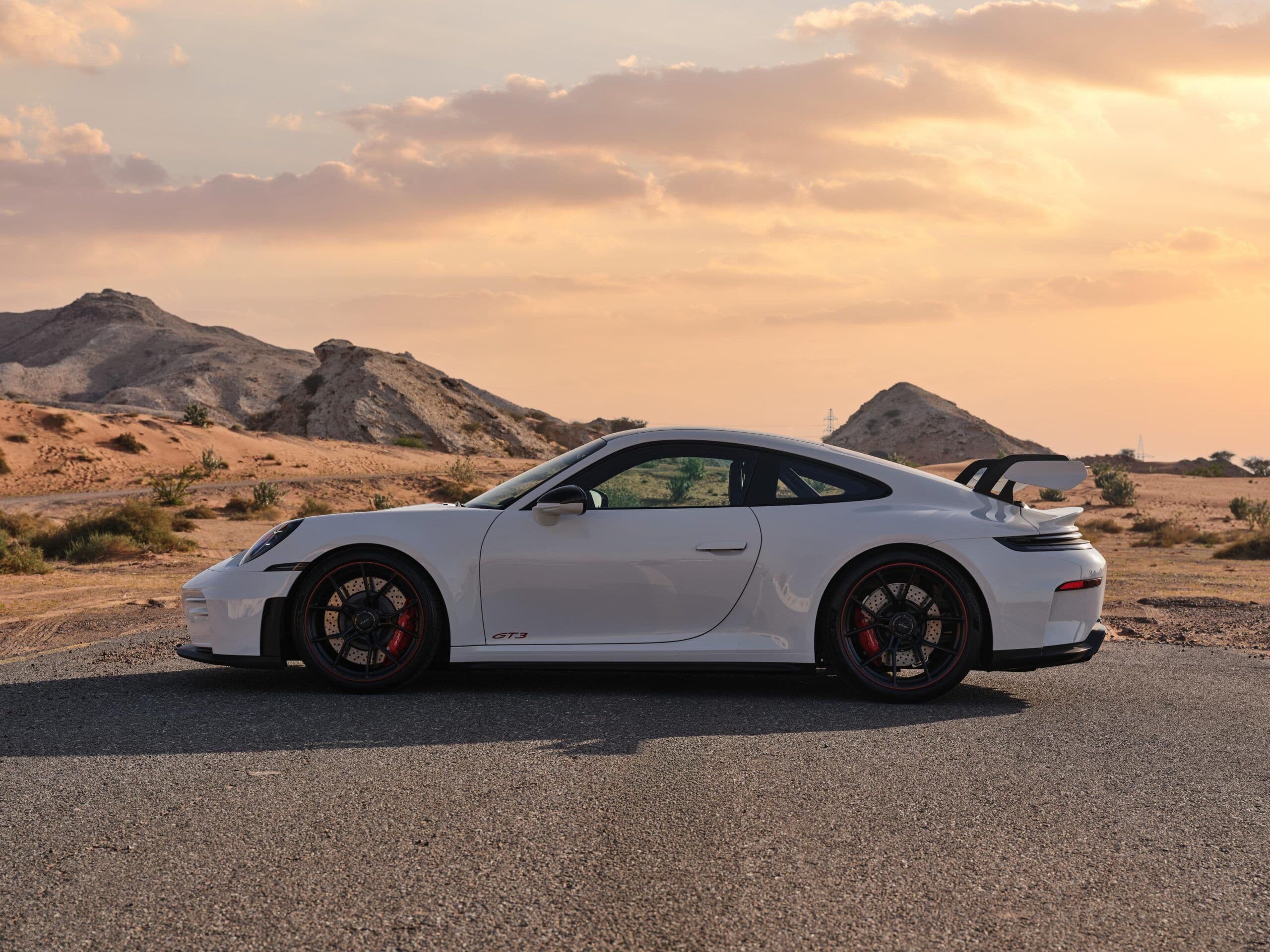 Porsche 911 GT3 2026 — White luxury car rental Dubai — view 7
