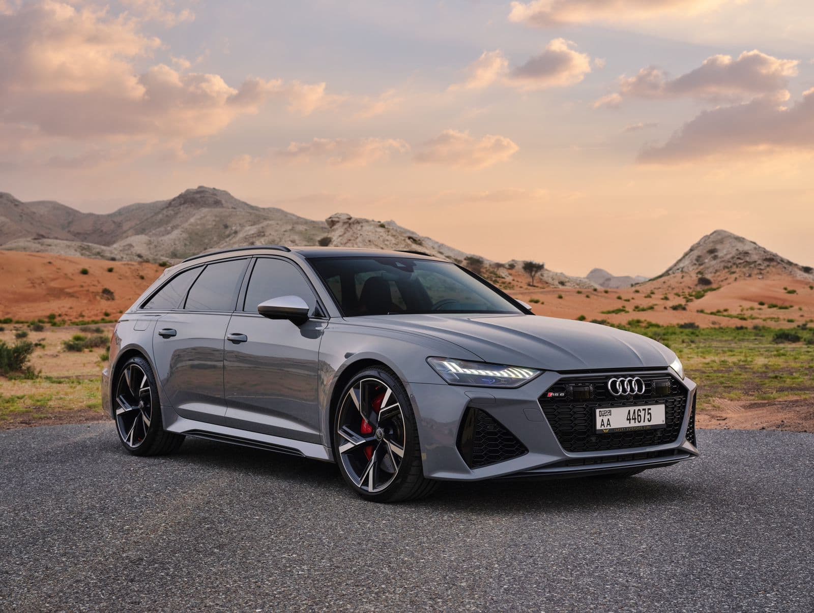 Audi RS6 — sports car rental Dubai